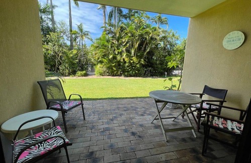 Mission Beach Apartment | Liana 4 ~ Beach Lovers All at your finger tips