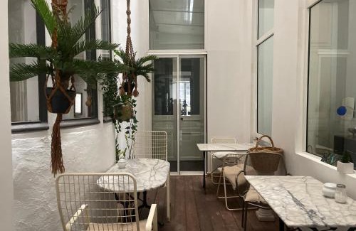 1st Arrondissement Bed & Breakfast | Liberté
