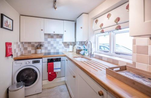 Woodbridge House | Library Cottage, Marlesford