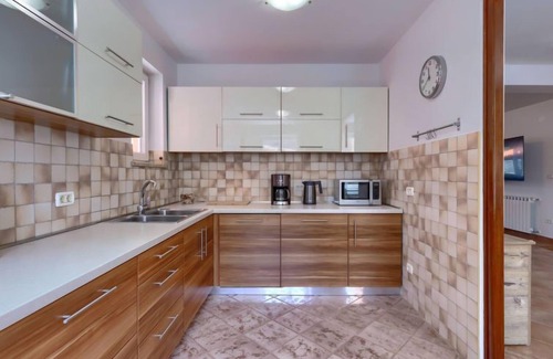 Stinjan House | Licardo by Interhome