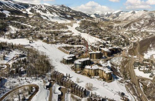 Snowmass Village House | Lichenhearth 08