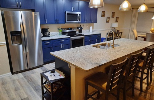 Pelican House | Lifetime Memories, Free WiFi, Private Pool, Grill, Beach & Fishing Supplies