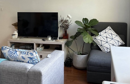 Dee Why Apartment | Light filled apartment close to the beach and transport