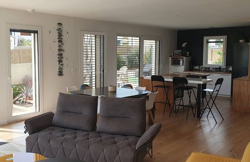 Leucate Villa | Light-filled, eco-friendly villa with garden and pool, 5 minutes from the beach