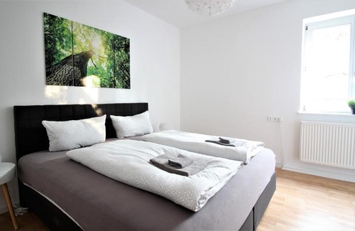 Wuerzburg Apartment | Light-flooded city apartment with balcony and garden