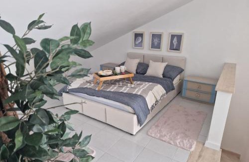 Ortona House | Light House 13 pers IL FARO - holiday paradise with sea view