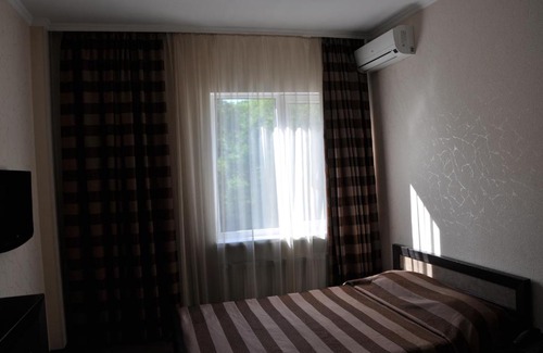 Jasienow Hotel | Light House