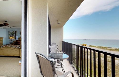 Sand Key Apartment | Lighthouse Towers Condominium