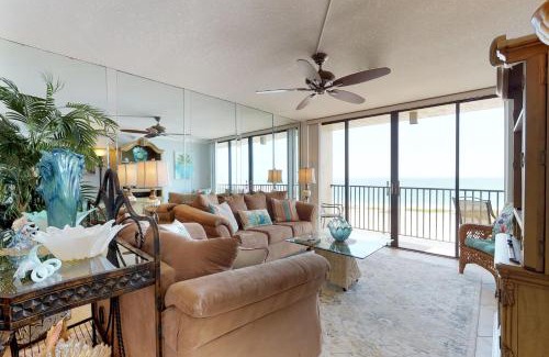 Sand Key Apartment | Lighthouse Towers Condominium