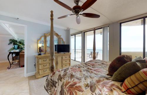 Sand Key Apartment | Lighthouse Towers Condominium