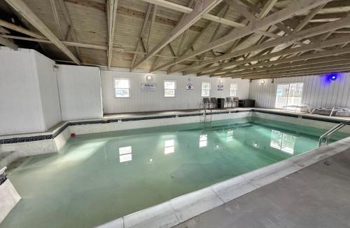 Chincoteague Apartment | Lighthouse Villa @ The Reef