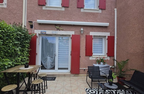 Beziers Villa | Lili Berges du canal swimming pools and canal du midi