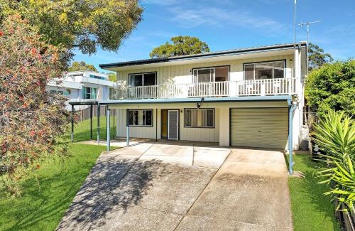 Vincentia House | Lilli Pilli House by Experience Jervis Bay