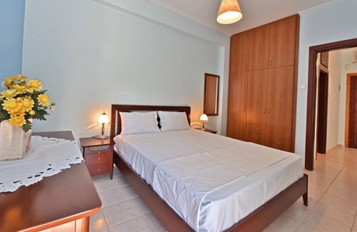 Nea Moudania Apartment | Lillian Apartment by Travel Pro Services
