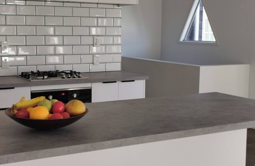 Three Kings House | LILYPAD 4-bedroom Urban Retreat Auckland