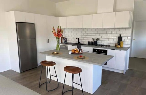 Three Kings House | LILYPAD 4-bedroom Urban Retreat Auckland