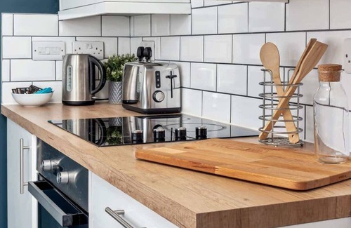 Stoke-on-Trent House | Lime House Summary: W