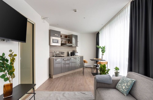 New Town Apartment | Limehome Köln Friesenplatz