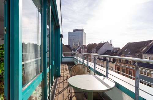 New Town Apartment | Limehome Köln Friesenplatz