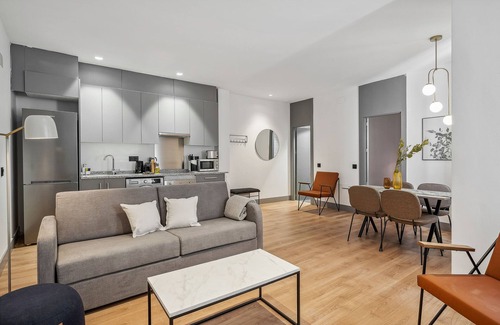 Embajadores Apartment | Limehome Madrid Calle de Santa Ana