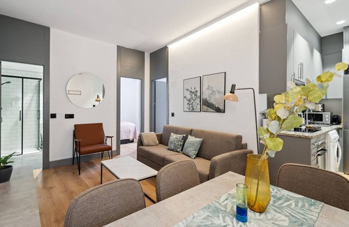 Embajadores Apartment | Limehome Madrid Calle de Santa Ana