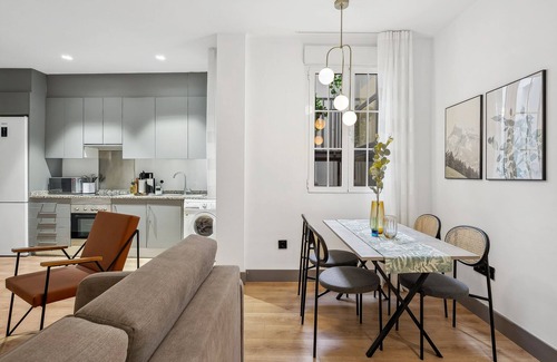 Embajadores Apartment | Limehome Madrid Calle de Santa Ana