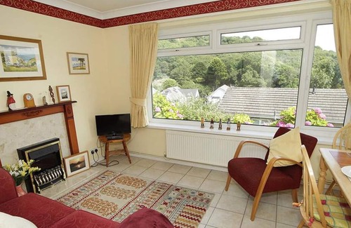 Mumbles Ski Chalet | Limeslade Drive in the beautiful Swansea