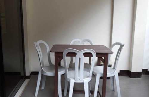 Barangay Buena Suerte Hotel | Limestone View Inn