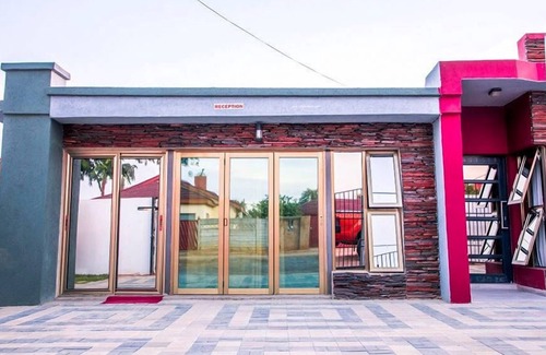 Gaborone House | Lin.T Guest House