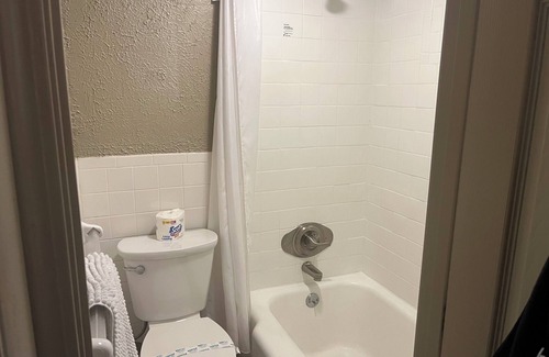 Buffalo Hotel | Lincoln Lodge