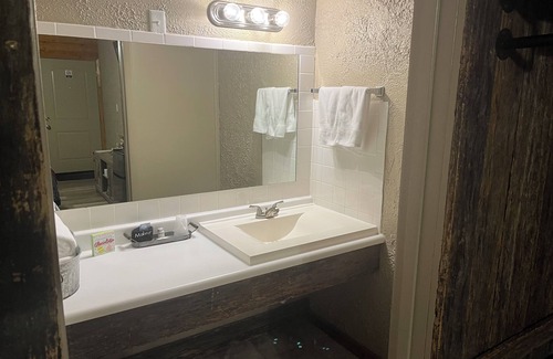 Buffalo Hotel | Lincoln Lodge