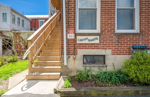 Gettysburg Apartment | Lincoln Quarters, 2nd floor, Only 2 blocks to the center of town.
