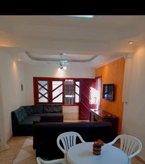 Real House | "Lindíssima Casa Pé na Areia com Piscina Aquecida Cobrado a Parte, Sala de Jantar, 3 Amplos Quartos, Sendo1Suíte, Amplo Espaço de Lazer com Área Gourmet em Deck Coberto com Churrasqueira e Mesa de Bilhar Frente a Piscina, Super Pertinho da Praia"