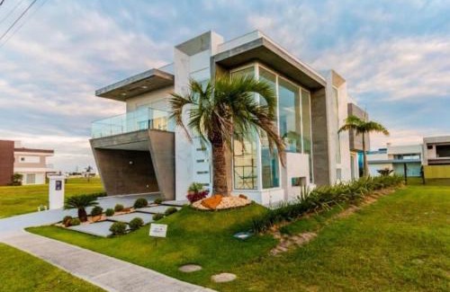 Capao da Canoa House | Linda casa de alto padrão condomínio Ilhas Resort