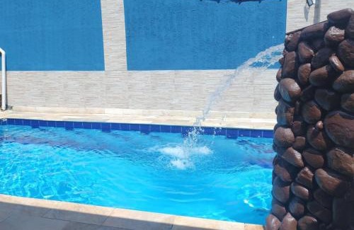 Itanhaem House | Linda casa Edícula "fundos do terreno" com piscina