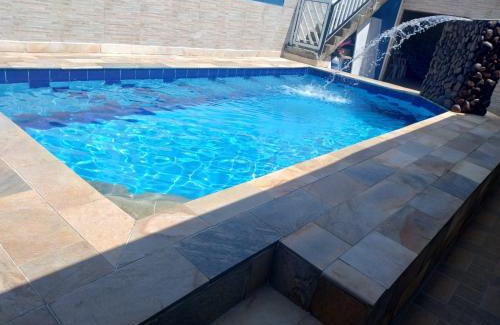 Itanhaem House | Linda casa Edícula "fundos do terreno" com piscina