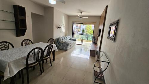 Vila Julia Apartment | Lindo apartamento reformado a duas quadras da praia da Enseada