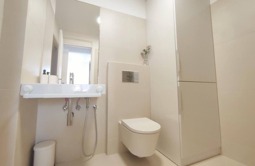 Pena Apartment | Lisbon Skyline Apartment by Misha s Place 5E