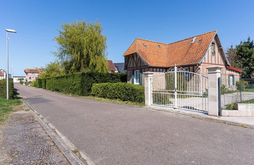 Blonville-sur-Mer House | Listed house 8/9 pers with jacuzzi 100m from the beach and trade