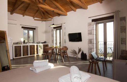 Thalames House | Lithorama Residence Mani - Second Floor