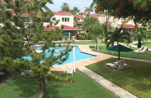 Dickenson Bay Apartment | LITTLE BAY VILLA 40 PACES FROM THE CARIBBEAN SEA!