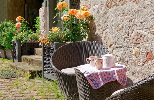 Riquewihr Apartment | Little Bear* - On a little medieval square. Quiet location, direct access.