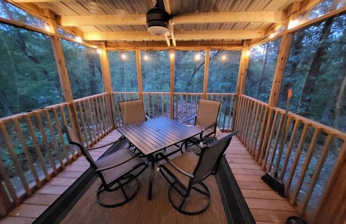 Winigan Cabin | Little Cabin in the Woods Private and Secluded