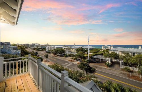 Seaside House | Little Dipper