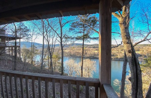 Boswell Cabin | Little Fox Cottage ~ Rustic Modern Retreat for 2 w