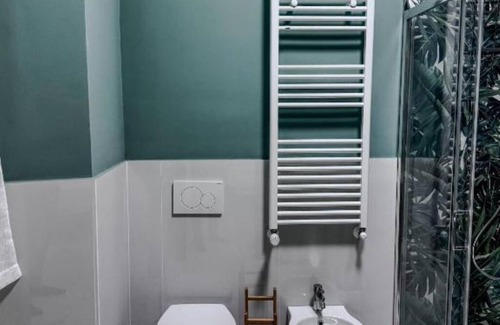Zona XVI Torrenova House | Little Gardens Guest House - Sunflower Room
