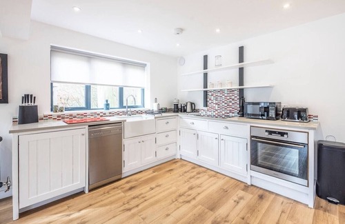 Saxmundham House | Little Honey Pot, Benhall