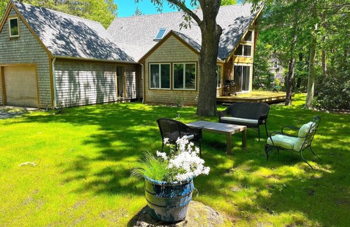 Cotuit House | Little House in the Woods
