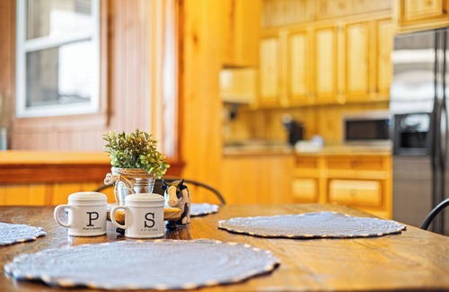 Carthage Cabin | Little House on the Pond/Cozy Cabin near Carthage w/Fishing and Wildlife