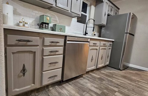 Visalia House | Little House on the Water